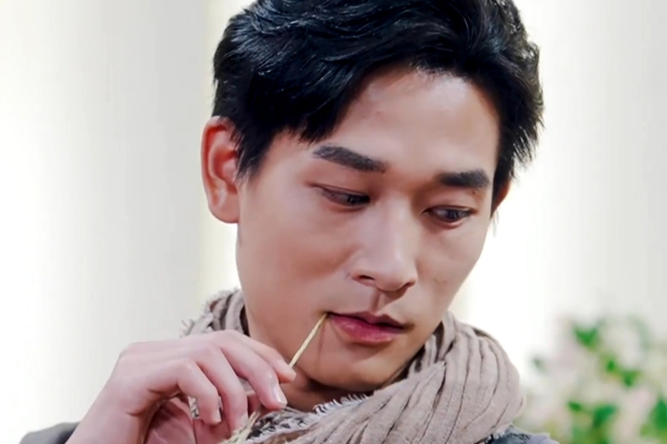 [Doblado]¡Mamá, papá es invencible!