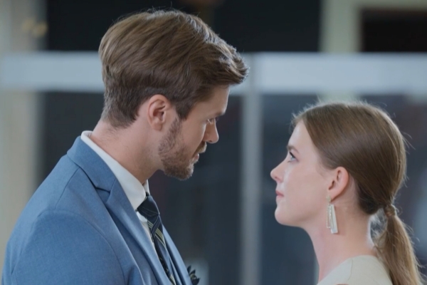 [Doblado]El Regreso de la Hija Desterrada