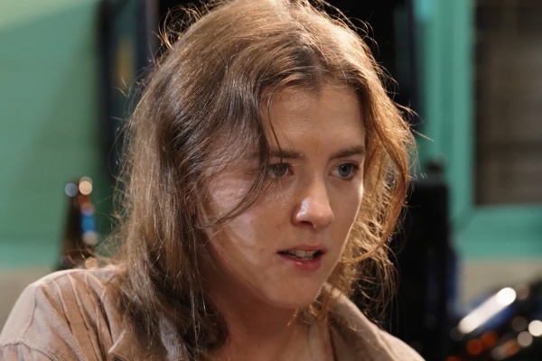 Возвращение Изгнанной Девушки