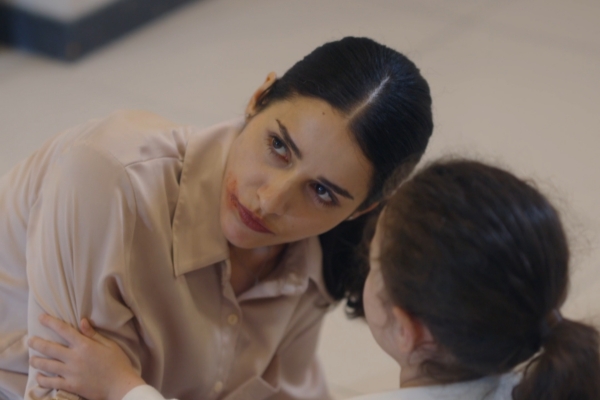 [Doblado] La Genio Médica No Es Alguien con Quien Meterse