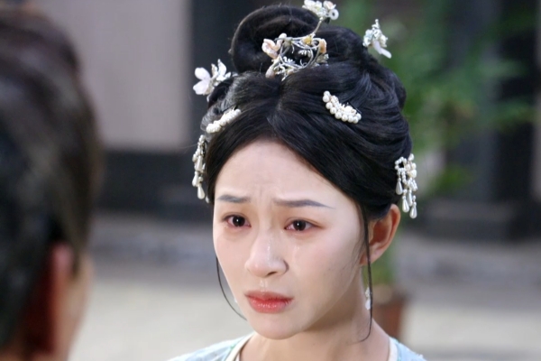 The Mortal Realm Surpasses the Divine